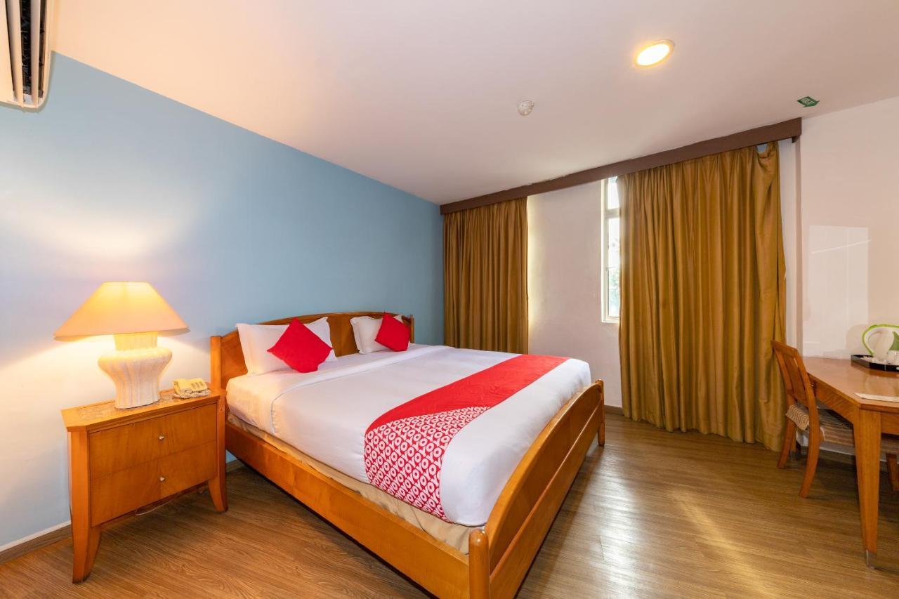 ג'והור בהרו Oyo 430 Oak Valley Boutique Hotel מראה חיצוני תמונה