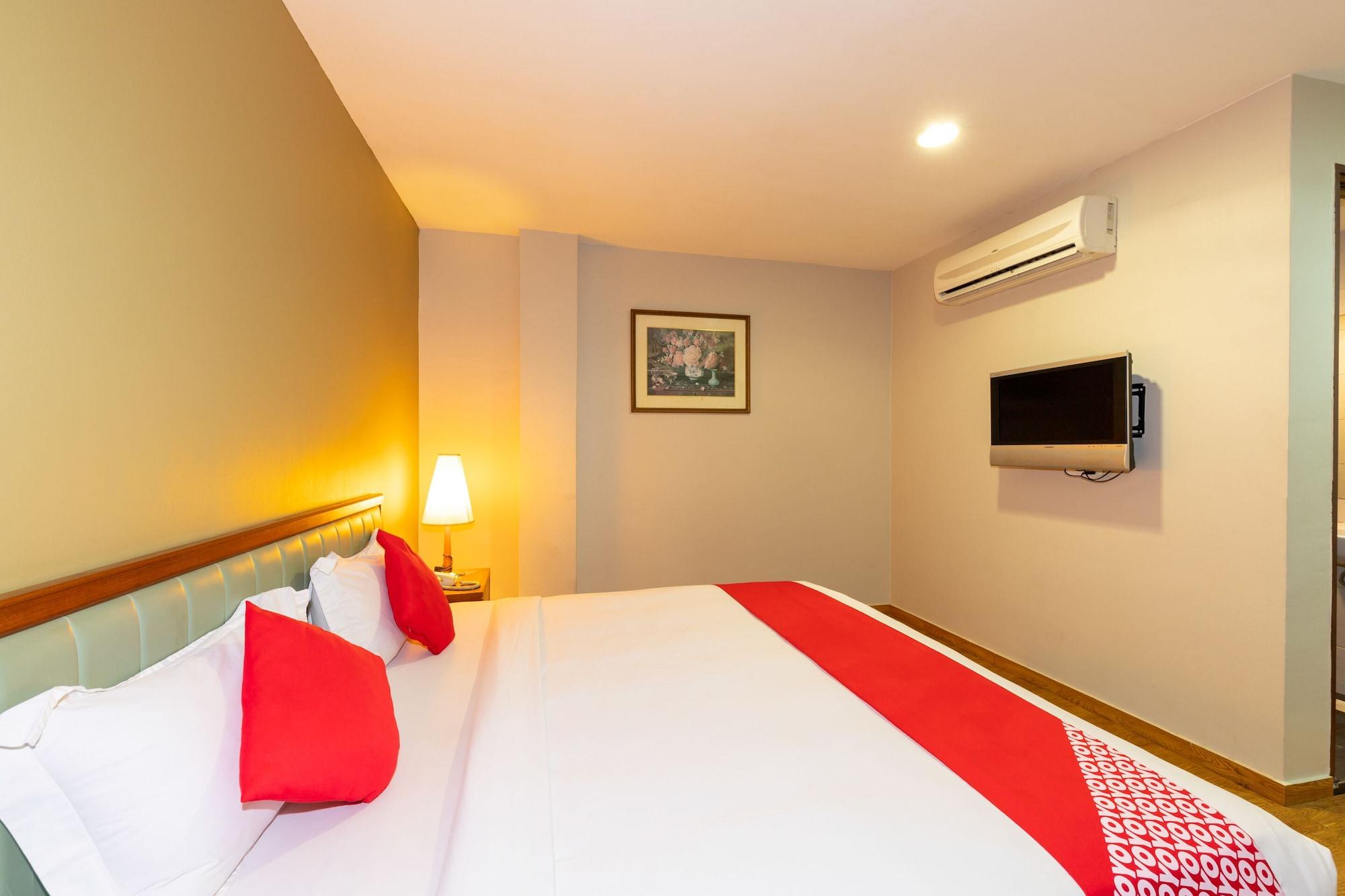 ג'והור בהרו Oyo 430 Oak Valley Boutique Hotel מראה חיצוני תמונה