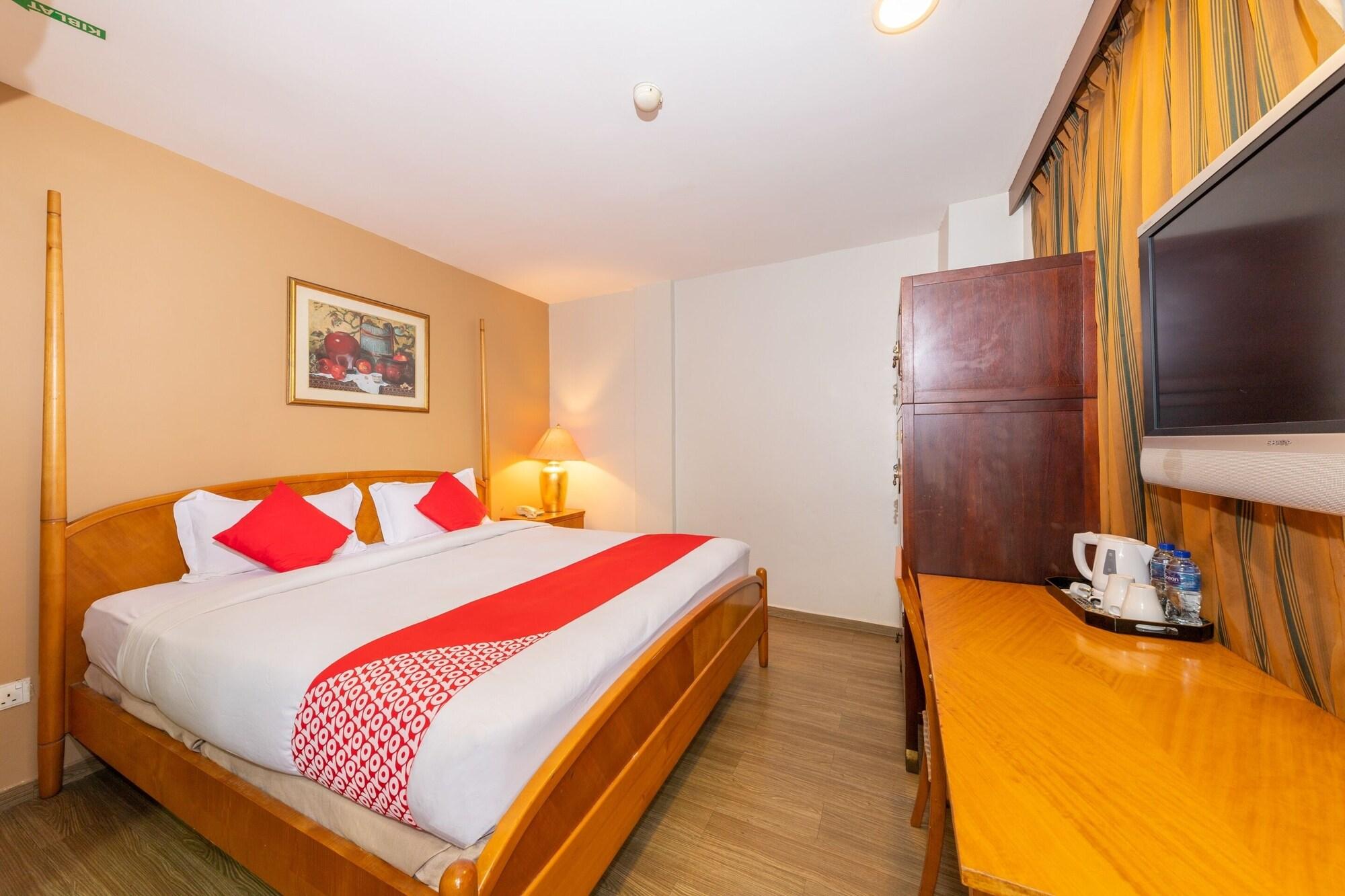 ג'והור בהרו Oyo 430 Oak Valley Boutique Hotel מראה חיצוני תמונה