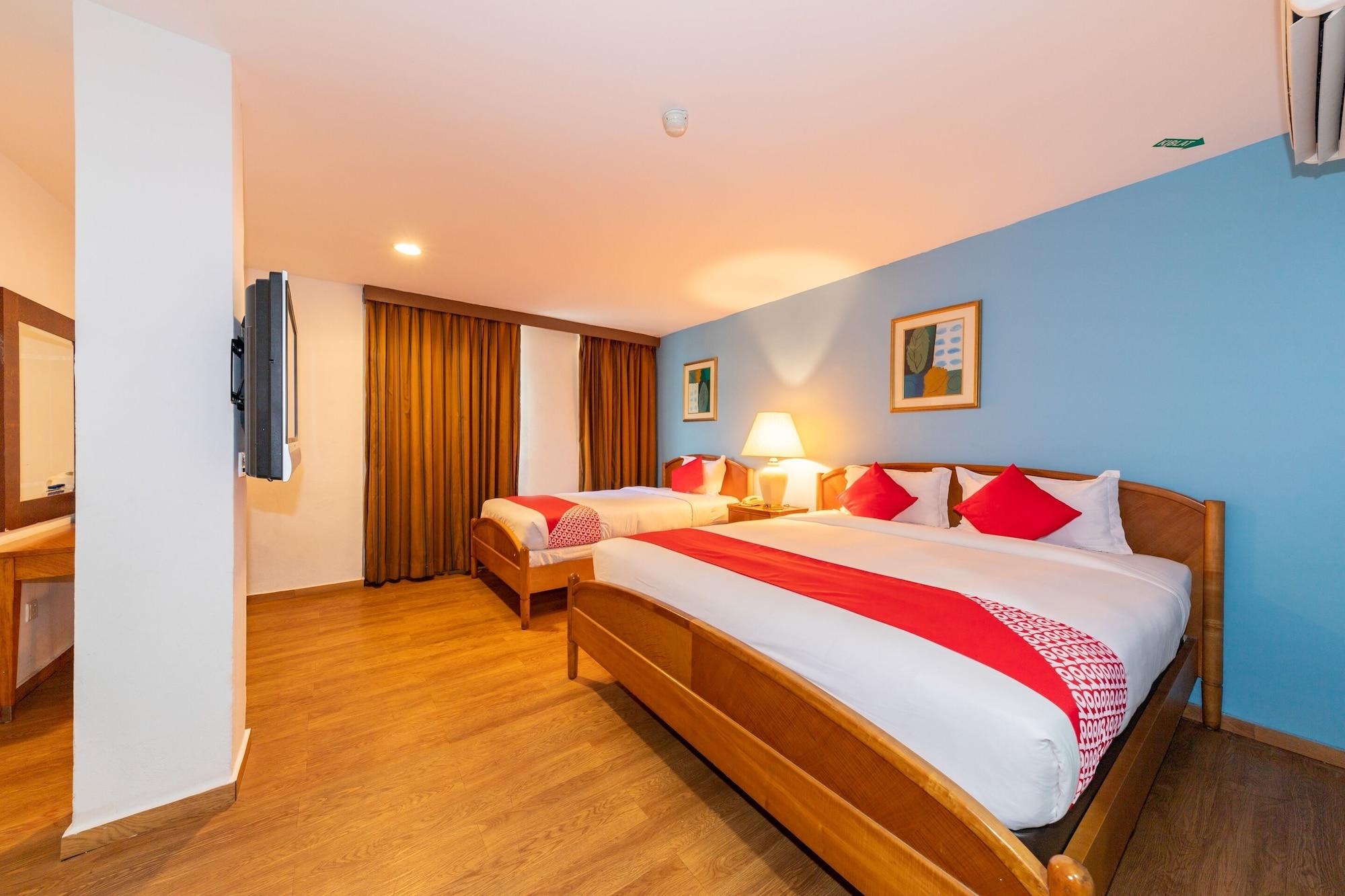 ג'והור בהרו Oyo 430 Oak Valley Boutique Hotel מראה חיצוני תמונה