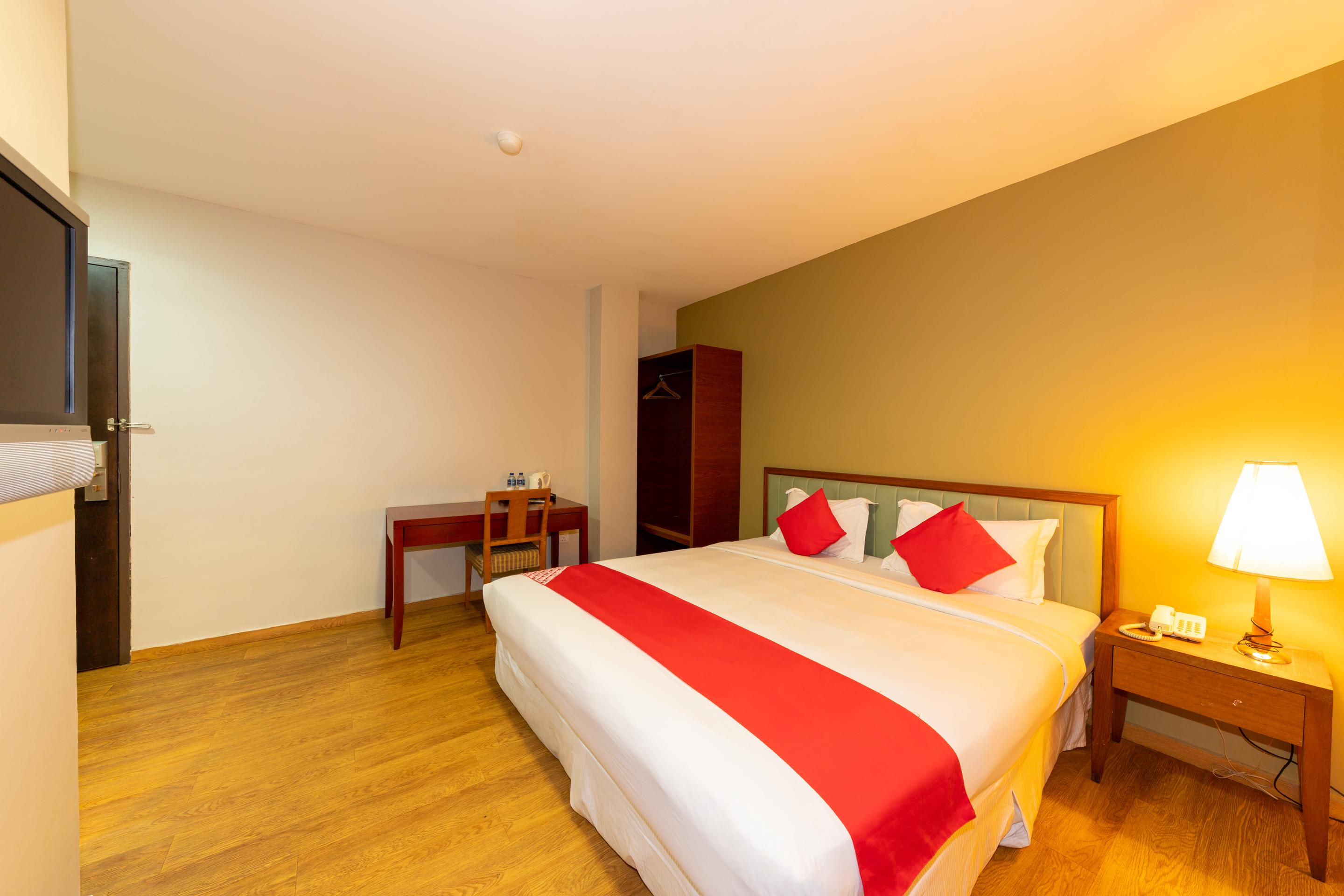 ג'והור בהרו Oyo 430 Oak Valley Boutique Hotel מראה חיצוני תמונה