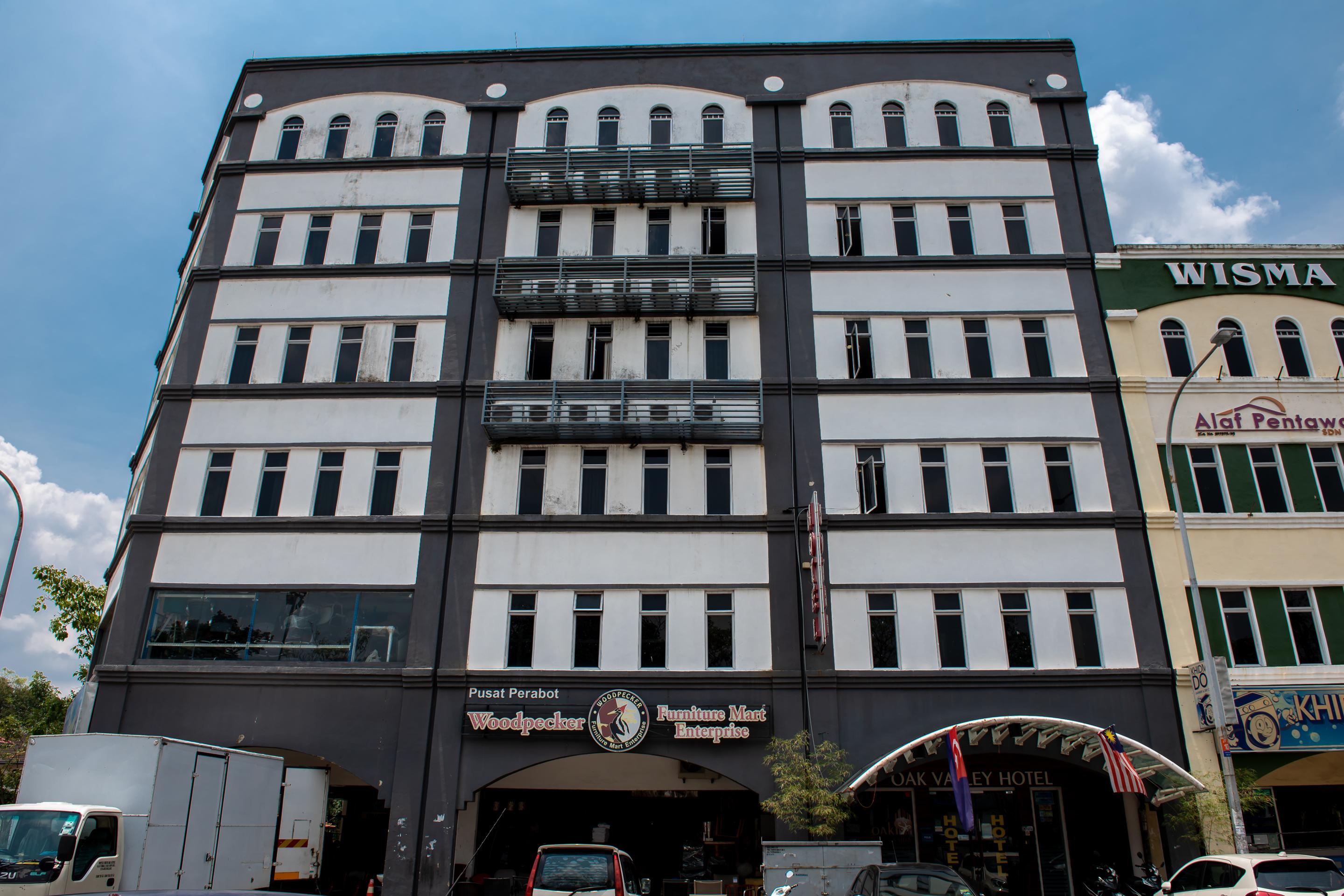 ג'והור בהרו Oyo 430 Oak Valley Boutique Hotel מראה חיצוני תמונה