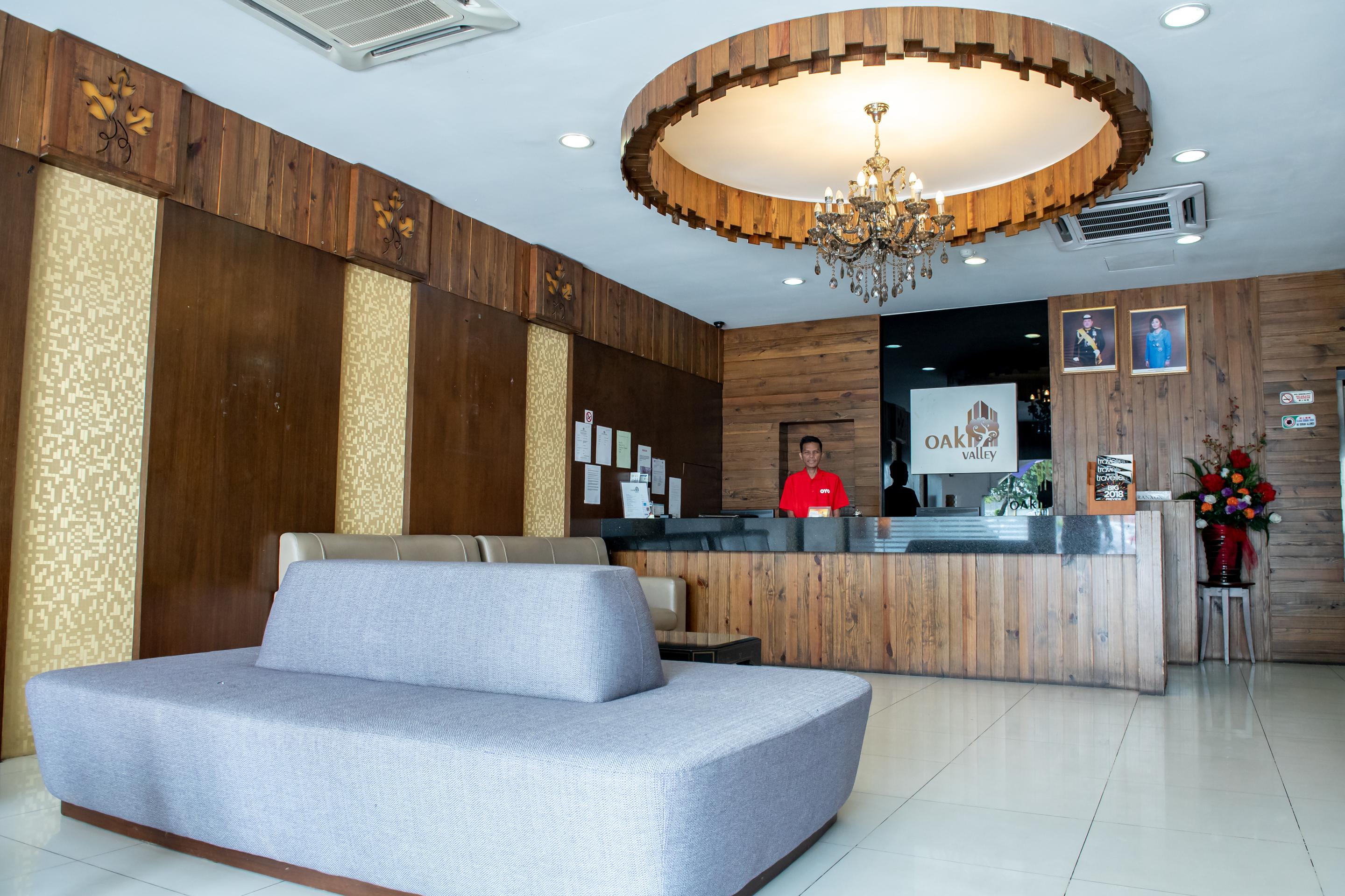 ג'והור בהרו Oyo 430 Oak Valley Boutique Hotel מראה חיצוני תמונה