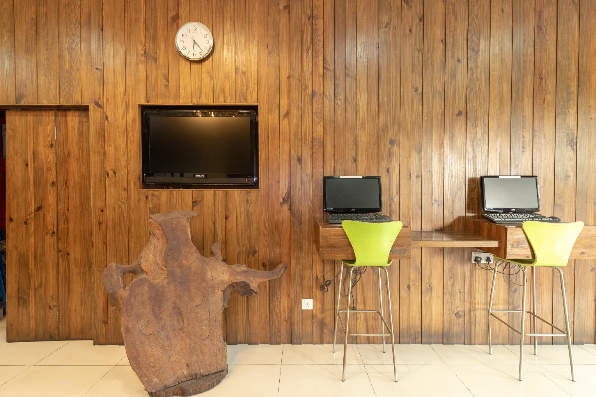 ג'והור בהרו Oyo 430 Oak Valley Boutique Hotel מראה חיצוני תמונה