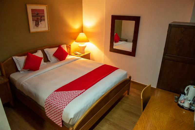ג'והור בהרו Oyo 430 Oak Valley Boutique Hotel מראה חיצוני תמונה