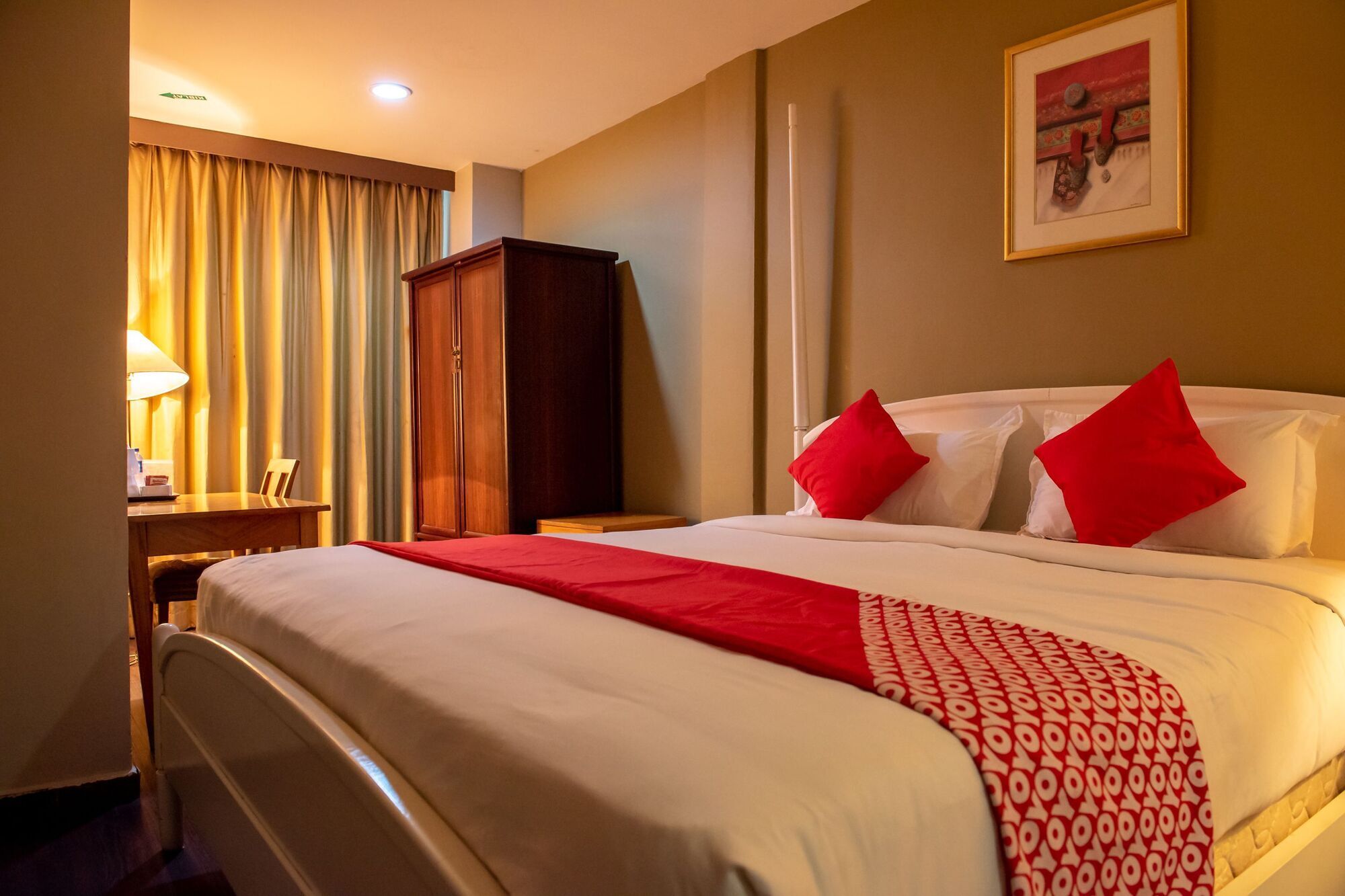 ג'והור בהרו Oyo 430 Oak Valley Boutique Hotel מראה חיצוני תמונה